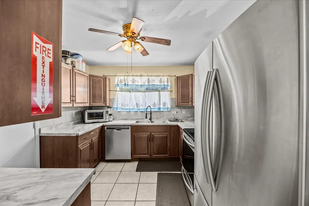 2073 SE Rainier Road Port St Lucie FL 34952