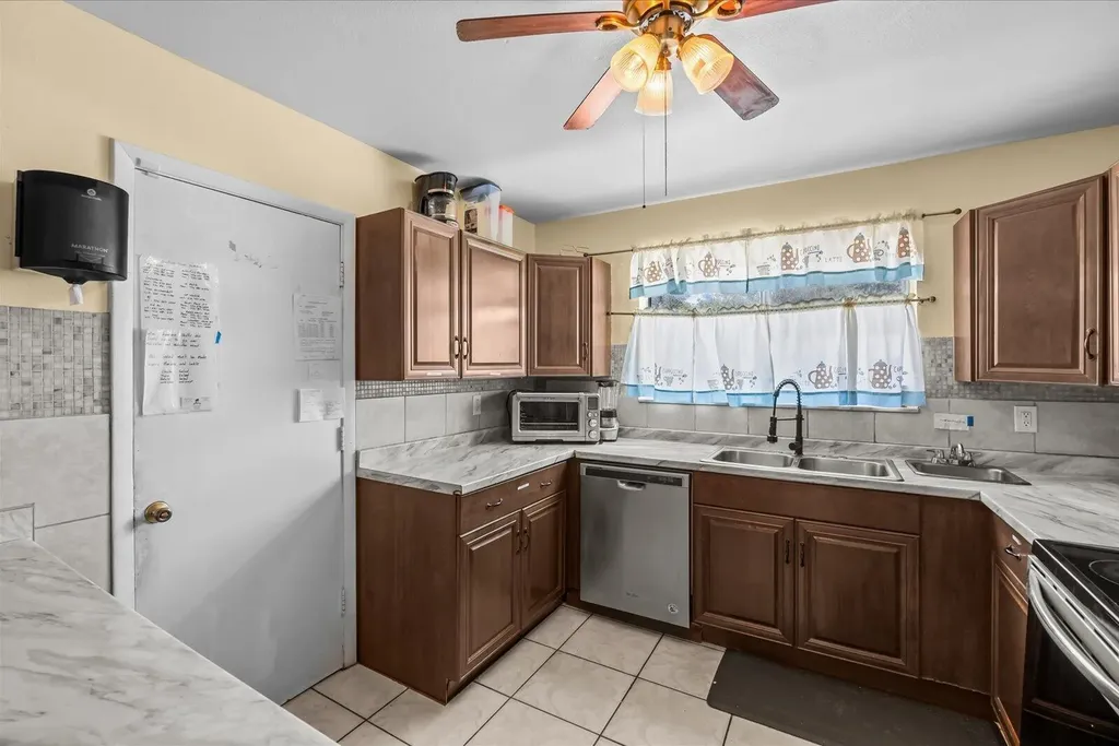2073 SE Rainier Road Port St Lucie FL 34952