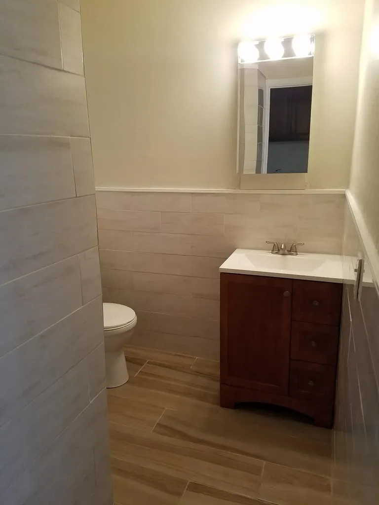 100 Cascade Lane Palm Beach Shores FL 33404