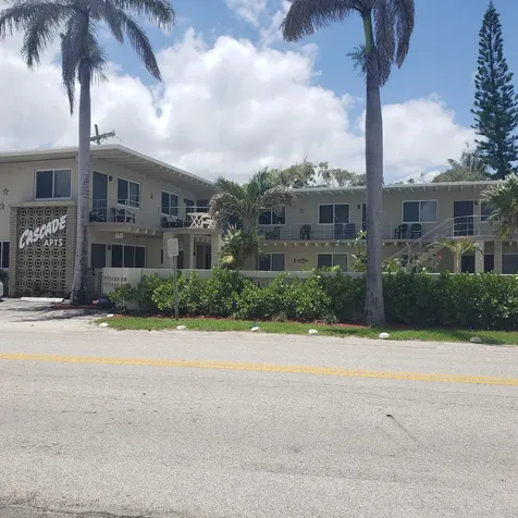 100 Cascade Lane Palm Beach Shores FL 33404