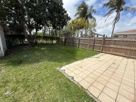 2519 Griffin Square West Palm Beach FL 33406