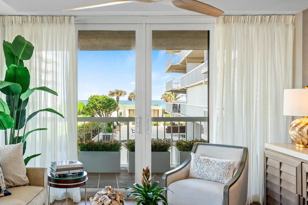 3250 S Ocean Boulevard Palm Beach FL 33480