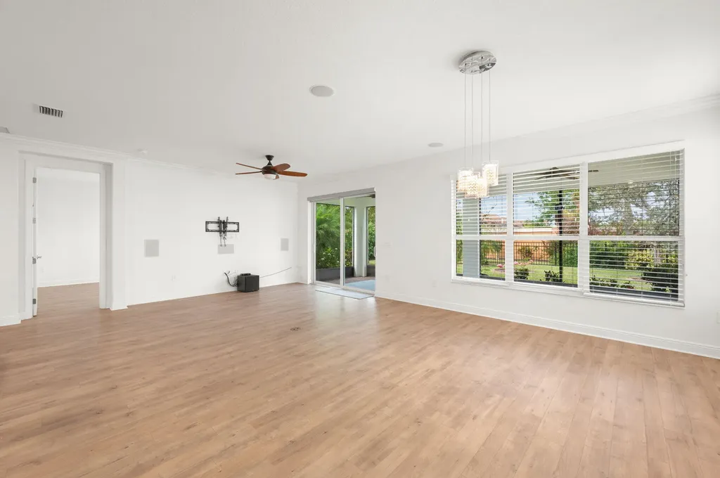 10095 SW Indian Lilac Trail Port St Lucie FL 34987