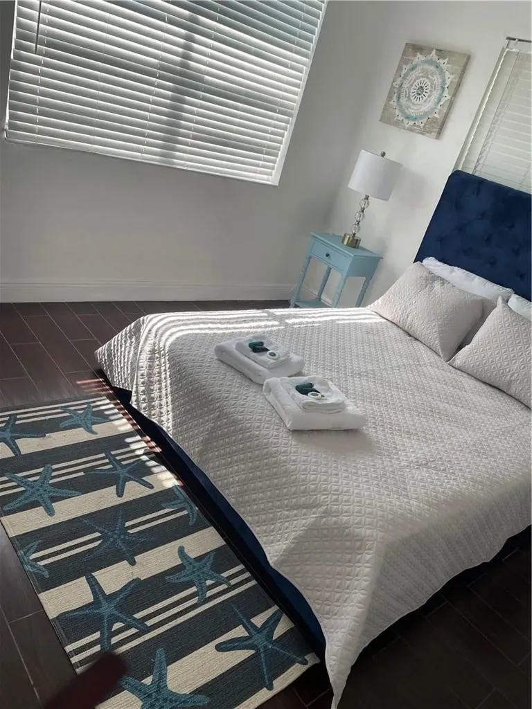 17 NE 9th Avenue Fort Lauderdale FL 33301