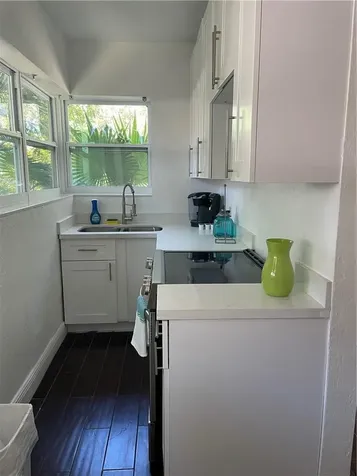 17 NE 9th Avenue Fort Lauderdale FL 33301