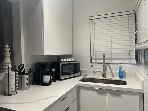 17 NE 9th Avenue Fort Lauderdale FL 33301