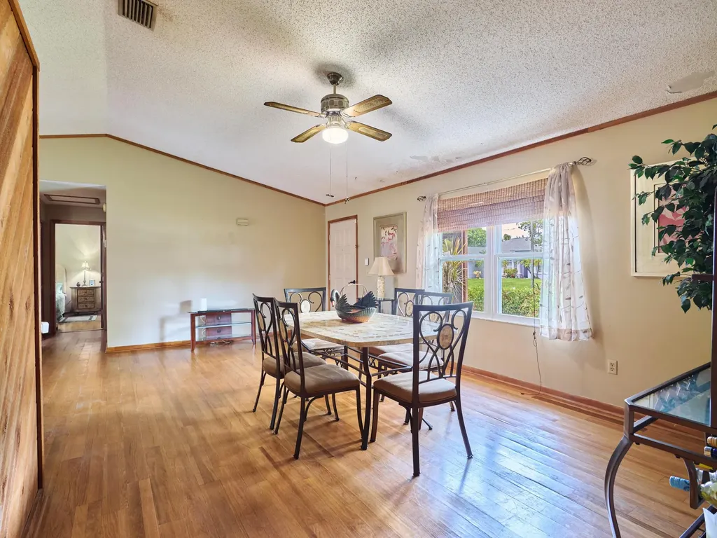 544 SW Dairy Road Port St Lucie FL 34953