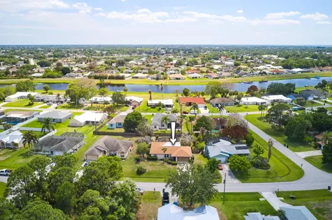 544 SW Dairy Road Port St Lucie FL 34953