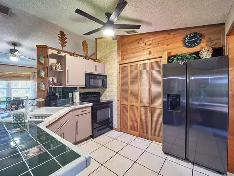 544 SW Dairy Road Port St Lucie FL 34953
