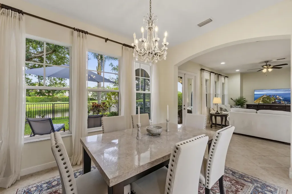 834 Madison Court Palm Beach Gardens FL 33410