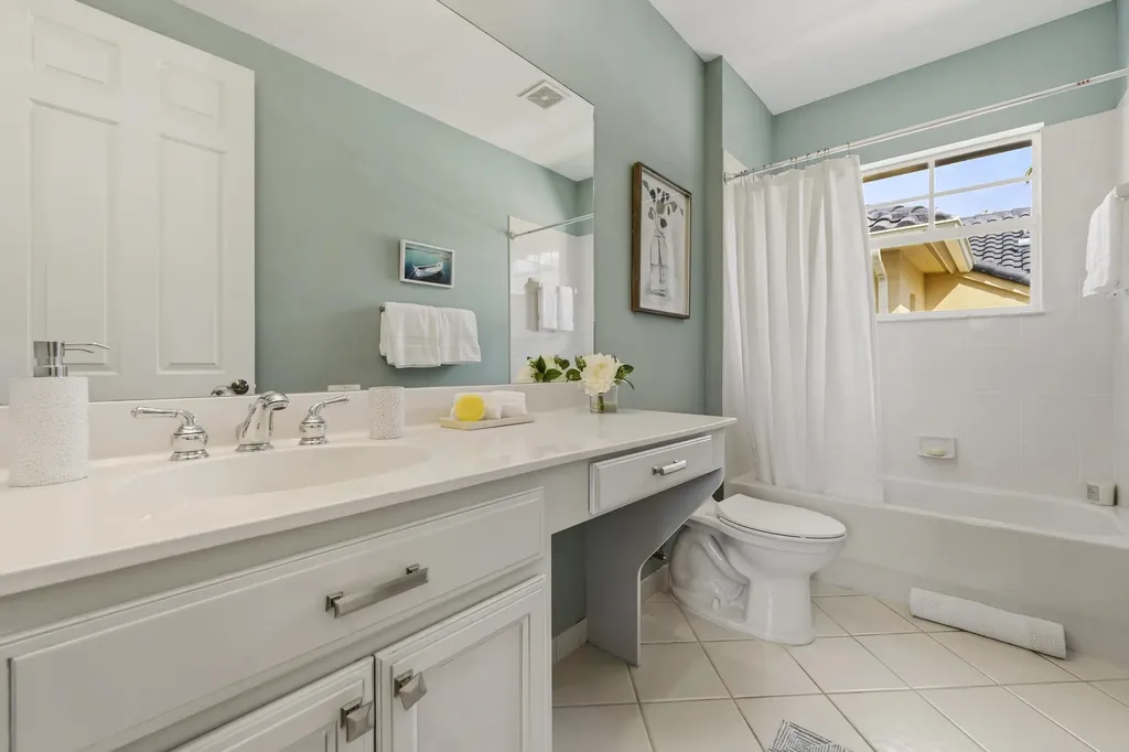 834 Madison Court Palm Beach Gardens FL 33410