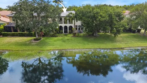 834 Madison Court Palm Beach Gardens FL 33410