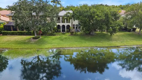 834 Madison Court Palm Beach Gardens FL 33410