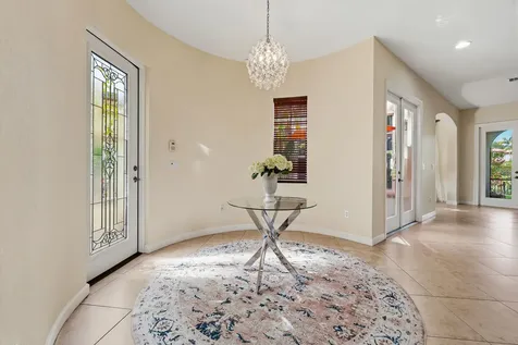 834 Madison Court Palm Beach Gardens FL 33410