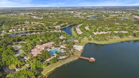 834 Madison Court Palm Beach Gardens FL 33410