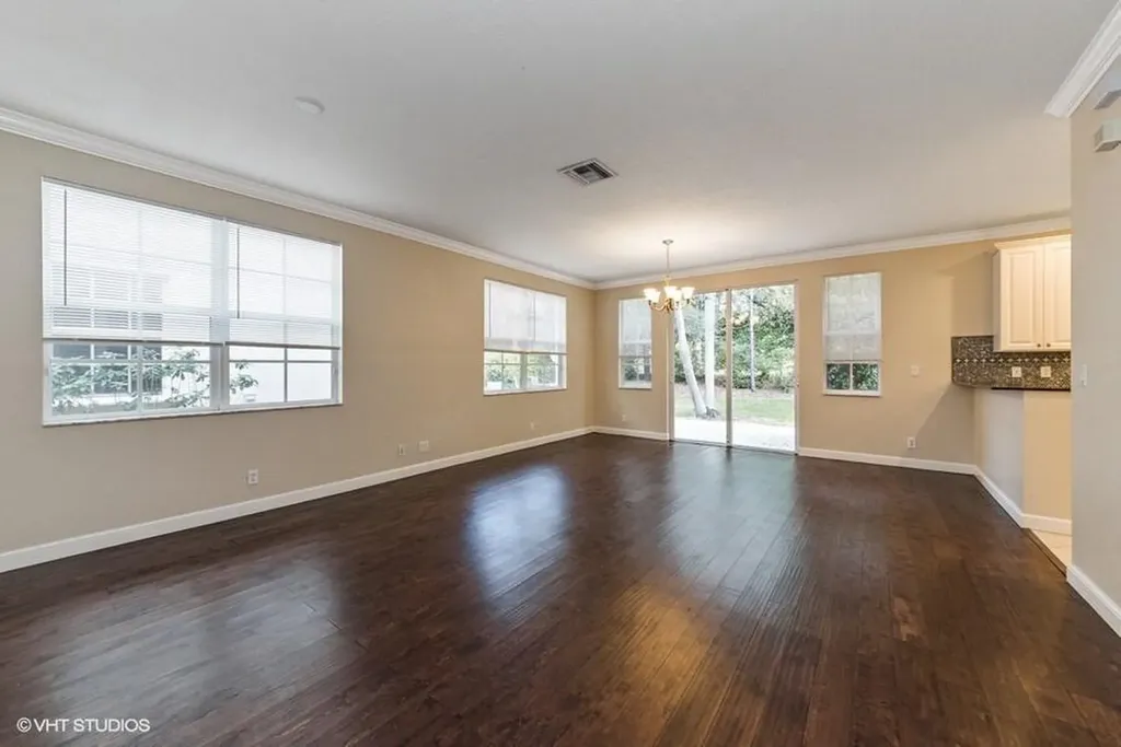 623 Castle Drive Palm Beach Gardens FL 33410
