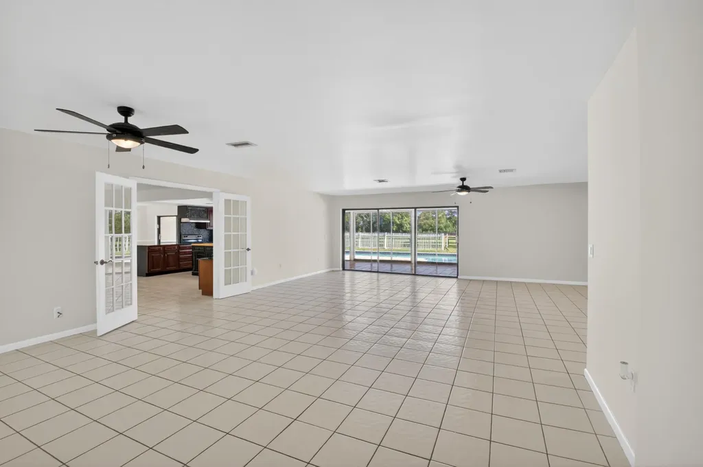 10157 La Reina Road Delray Beach FL 33446