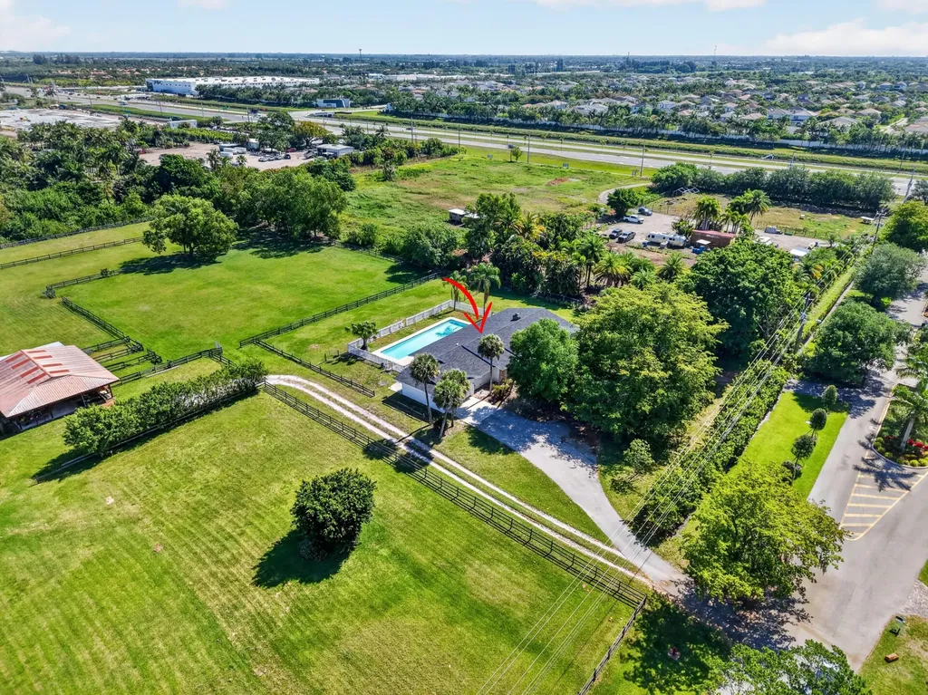 10157 La Reina Road Delray Beach FL 33446