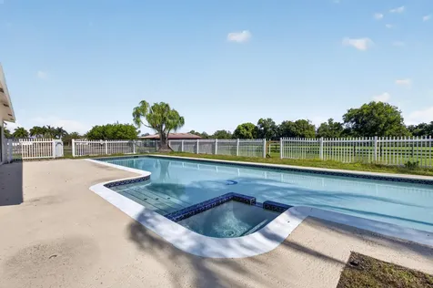 10157 La Reina Road Delray Beach FL 33446