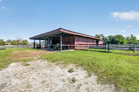 10157 La Reina Road Delray Beach FL 33446