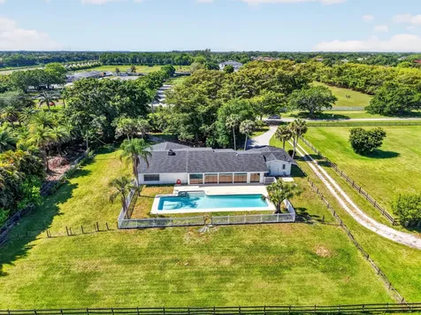 10157 La Reina Road Delray Beach FL 33446