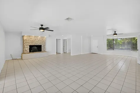 10157 La Reina Road Delray Beach FL 33446