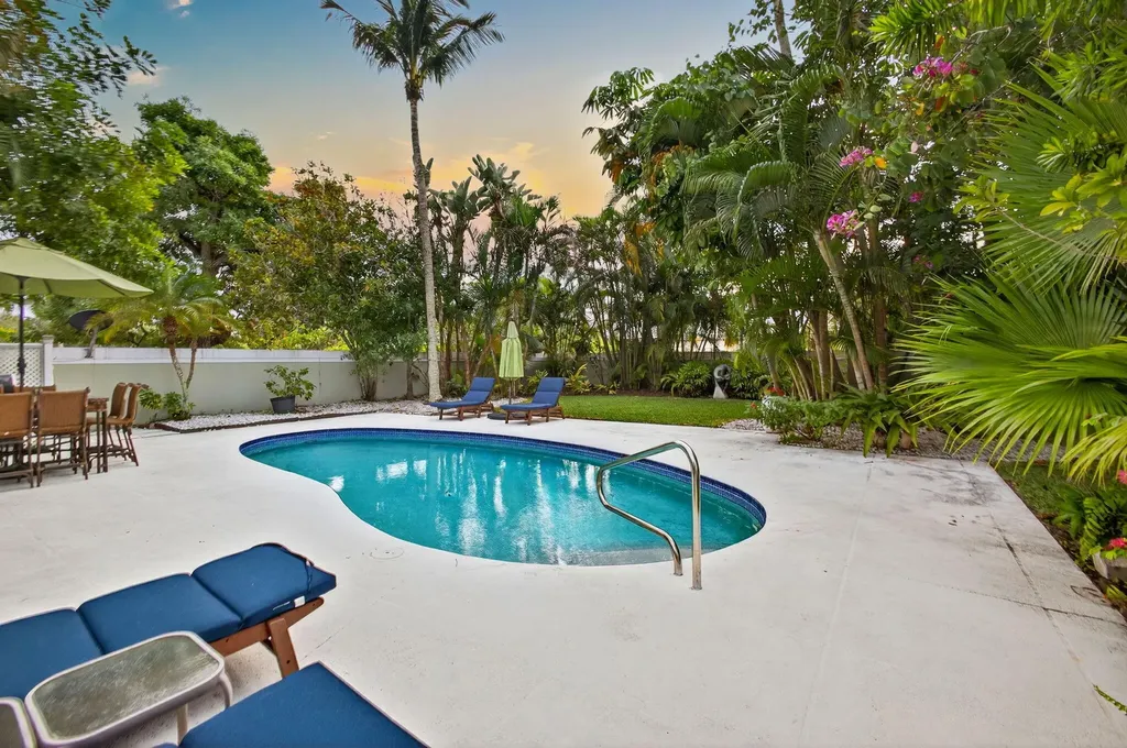 1205 Bear Island Drive West Palm Beach FL 33409