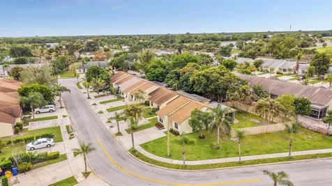 215 Palmetto Court Jupiter FL 33458