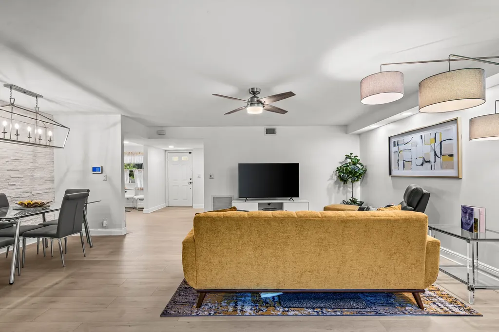 5945 Parkwalk Drive Boynton Beach FL 33472