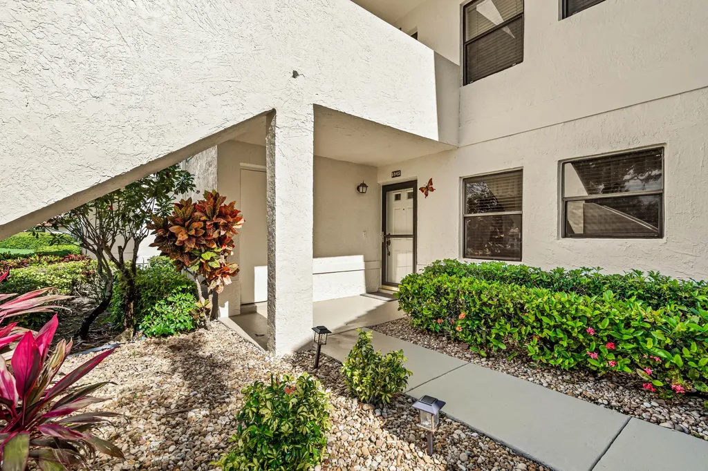 5945 Parkwalk Drive Boynton Beach FL 33472