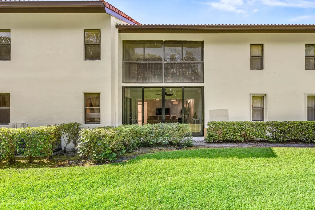 5945 Parkwalk Drive Boynton Beach FL 33472
