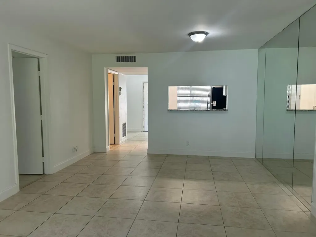1290 S Military Trail Deerfield Beach FL 33442