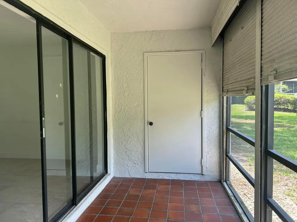 1290 S Military Trail Deerfield Beach FL 33442