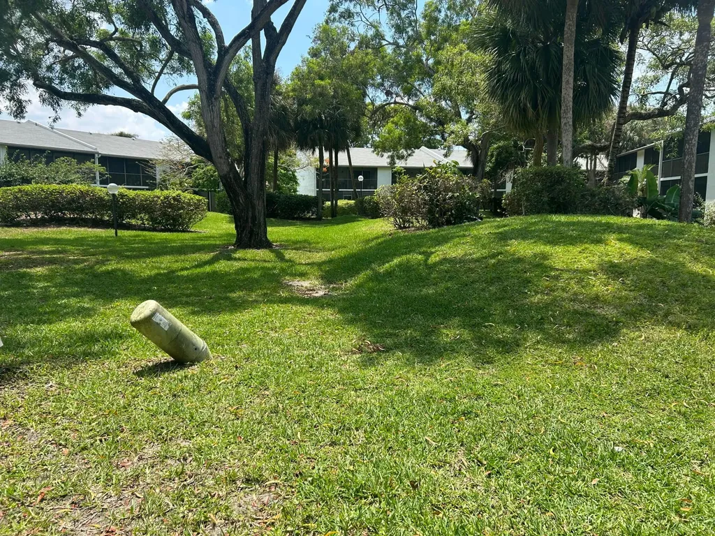 1290 S Military Trail Deerfield Beach FL 33442