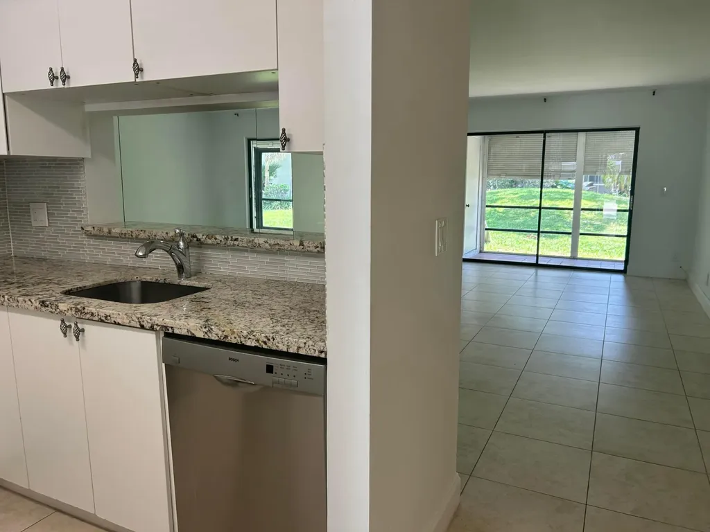 1290 S Military Trail Deerfield Beach FL 33442
