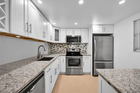 7173 Orange Drive Davie FL 33314