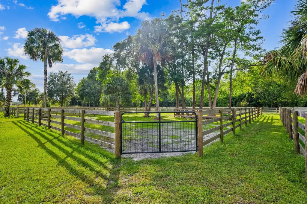 3509 C Road Loxahatchee Groves FL 33470