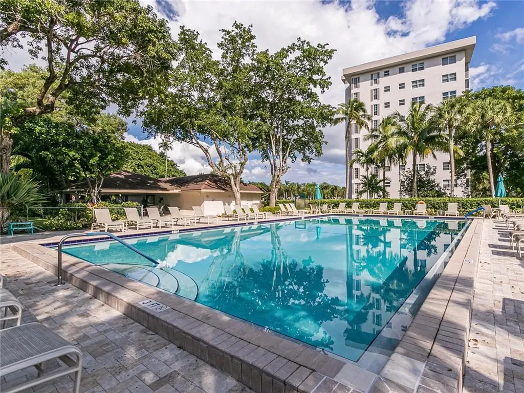 3150 N Palm Aire Drive Pompano Beach FL 33069
