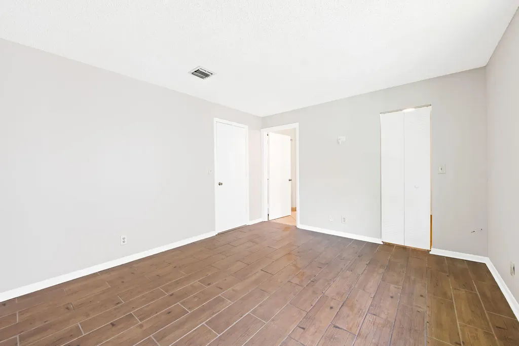 2981 NW 92nd Avenue Coral Springs FL 33065