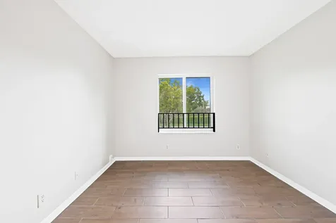 2981 NW 92nd Avenue Coral Springs FL 33065