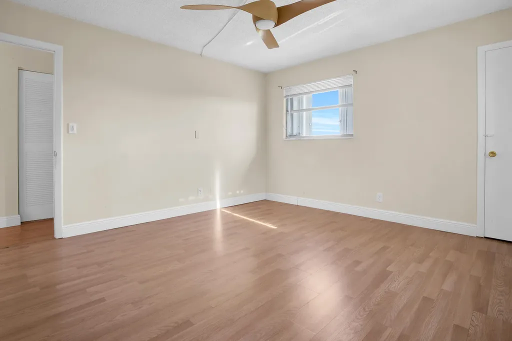 1100 SE 4th Avenue Deerfield Beach FL 33441