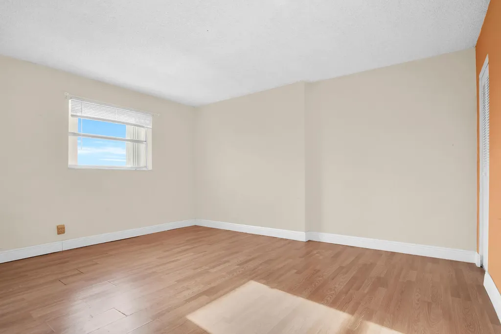 1100 SE 4th Avenue Deerfield Beach FL 33441