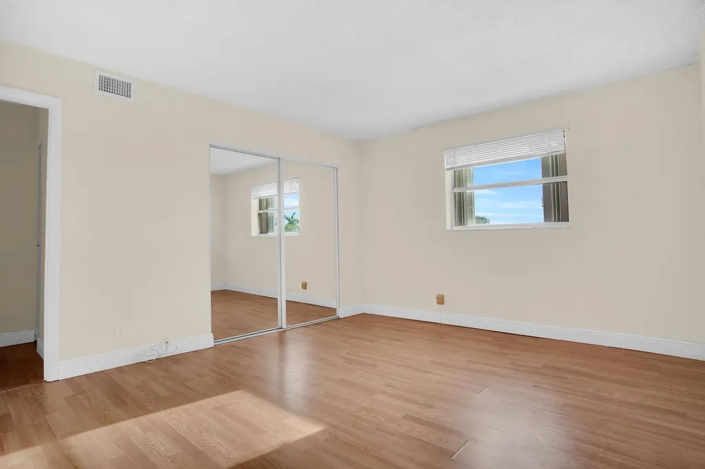 1100 SE 4th Avenue Deerfield Beach FL 33441