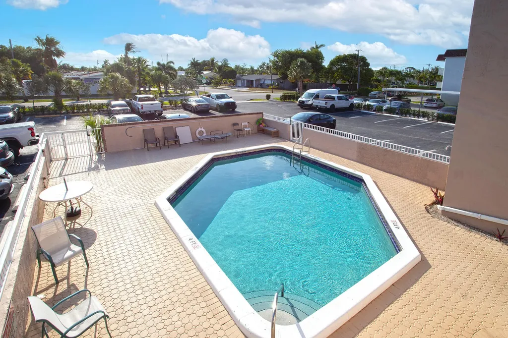 1100 SE 4th Avenue Deerfield Beach FL 33441