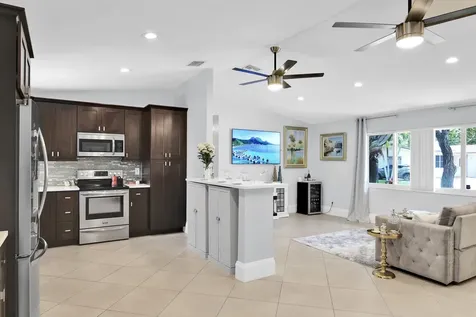 432 SW Natura Avenue Deerfield Beach FL 33441