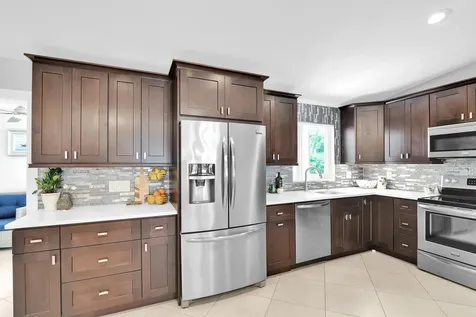 432 SW Natura Avenue Deerfield Beach FL 33441