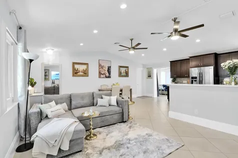 432 SW Natura Avenue Deerfield Beach FL 33441