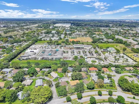 432 SW Natura Avenue Deerfield Beach FL 33441