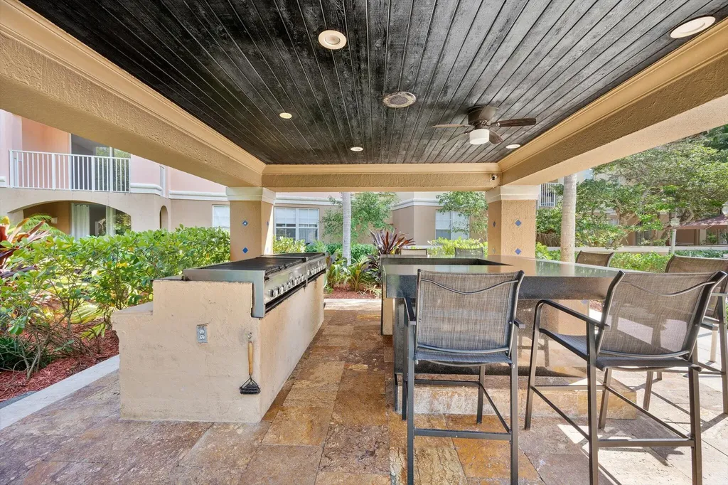 19601 E Country Club Drive Aventura FL 33180