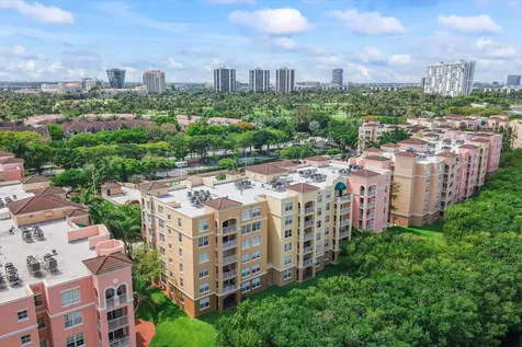 19601 E Country Club Drive Aventura FL 33180